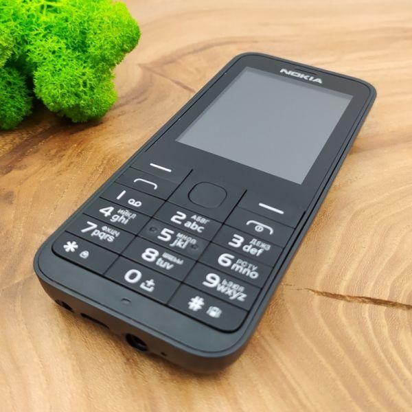 Кнопковий телефон Nokia 220 2G Black