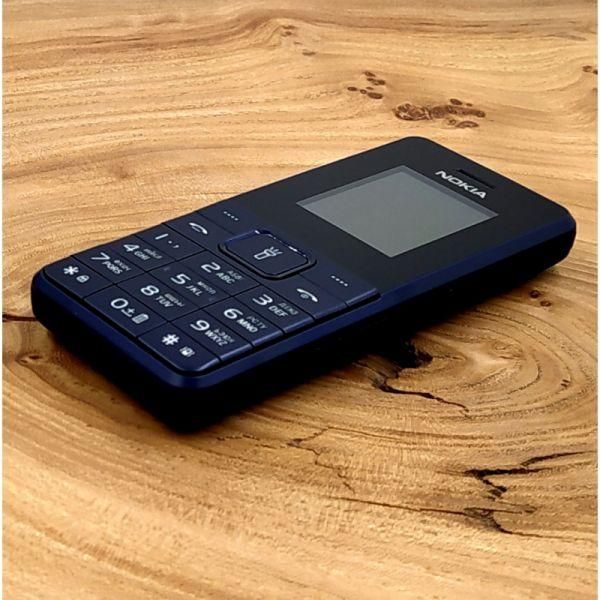Кнопковий телефон із потужним акумулятором NOKIA 5606 Blue