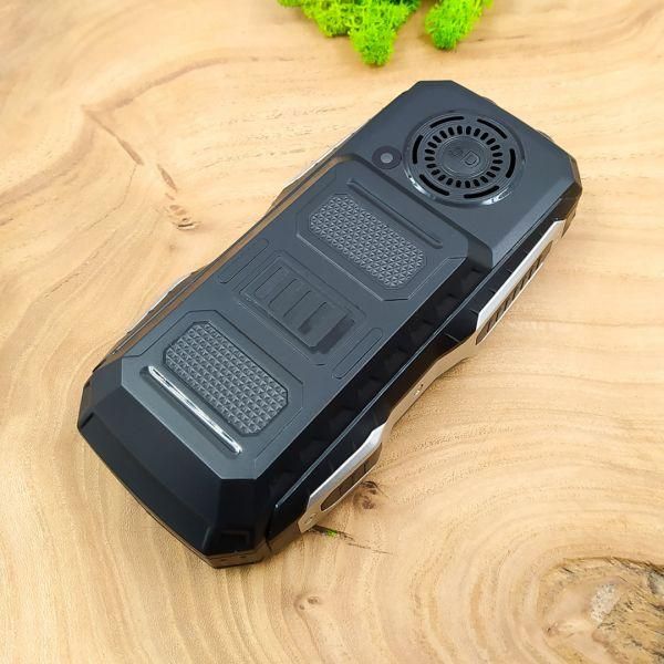 Кнопковий протиударний телефон Land Rover W2019 Black (13800mAh, Type-C)