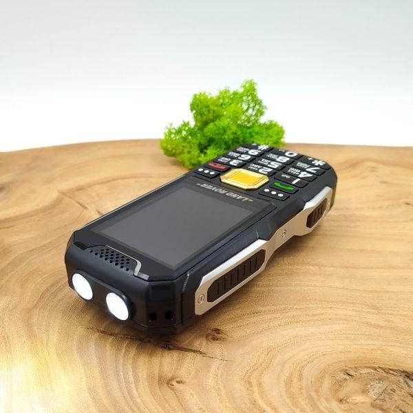 Кнопковий протиударний телефон Land Rover W2019 Black (13800mAh, Type-C)