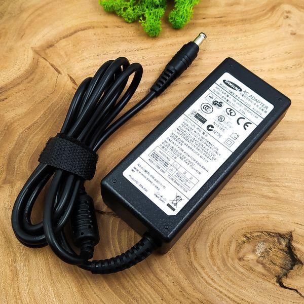 Блок живлення для ноутбука Samsung 19V/3.16А (5.3*3.0 мм)