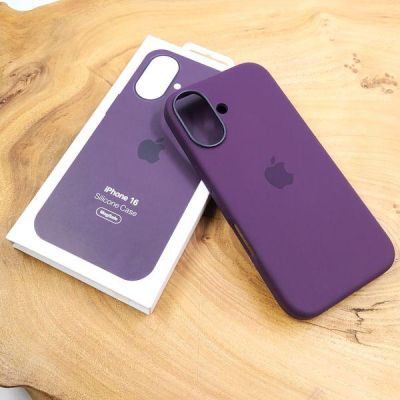 Чохол  Silicone Case with MagSafe для iPhone 16 Plum