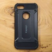 Протиударний чохол SPIGEN для iPhone 7