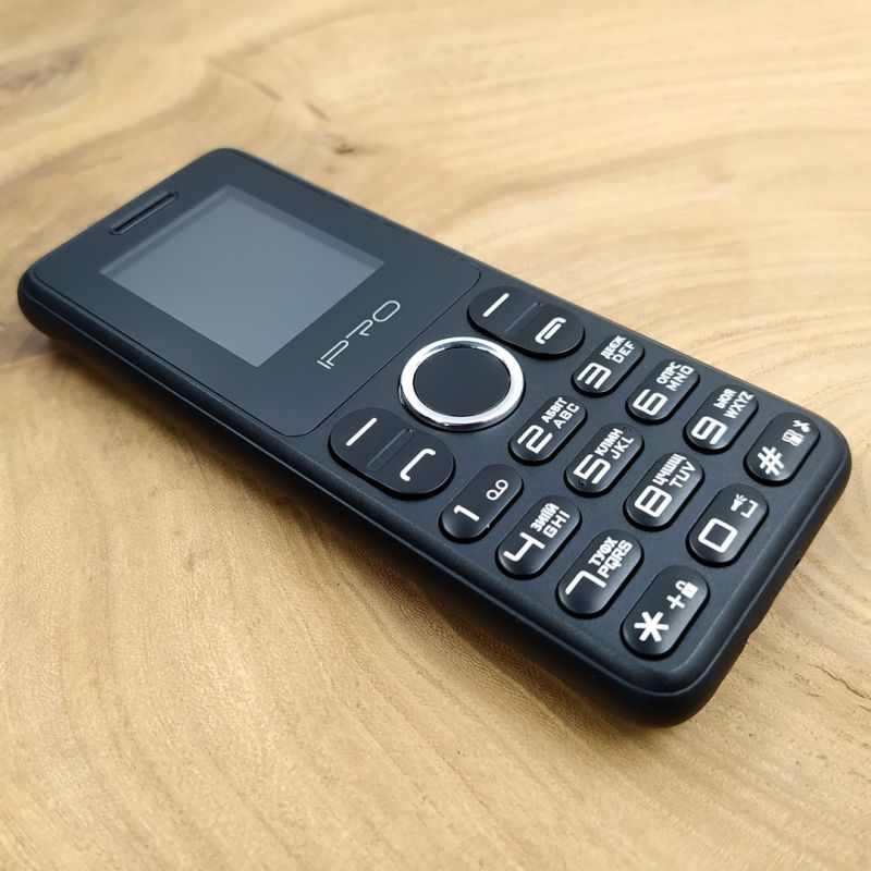 Кнопковий телефон iPro A32