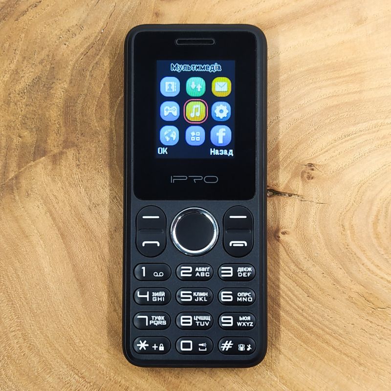 Кнопковий телефон iPro A32