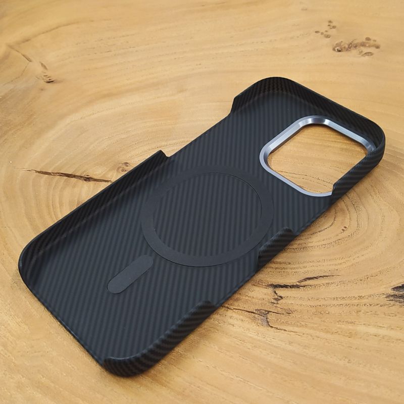 Ультратонкий чохол Air Carbon case with MagSafe Iphone 16 Pro Black