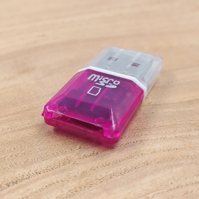 Компактний USB-картридер для MicroSD (TF)