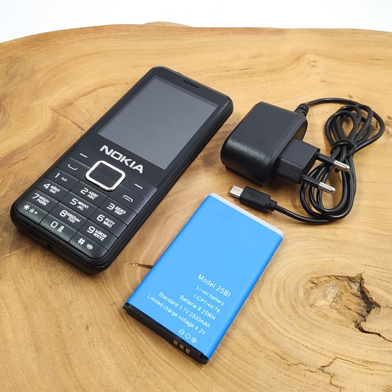 Кнопковий телефон із посиленим акумулятором Nokia 464 Black