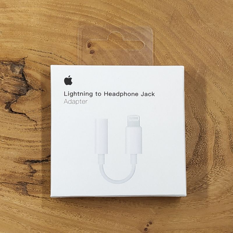 Адаптер Apple Lightning to 3.5 mm Headphone Jack Adapter White