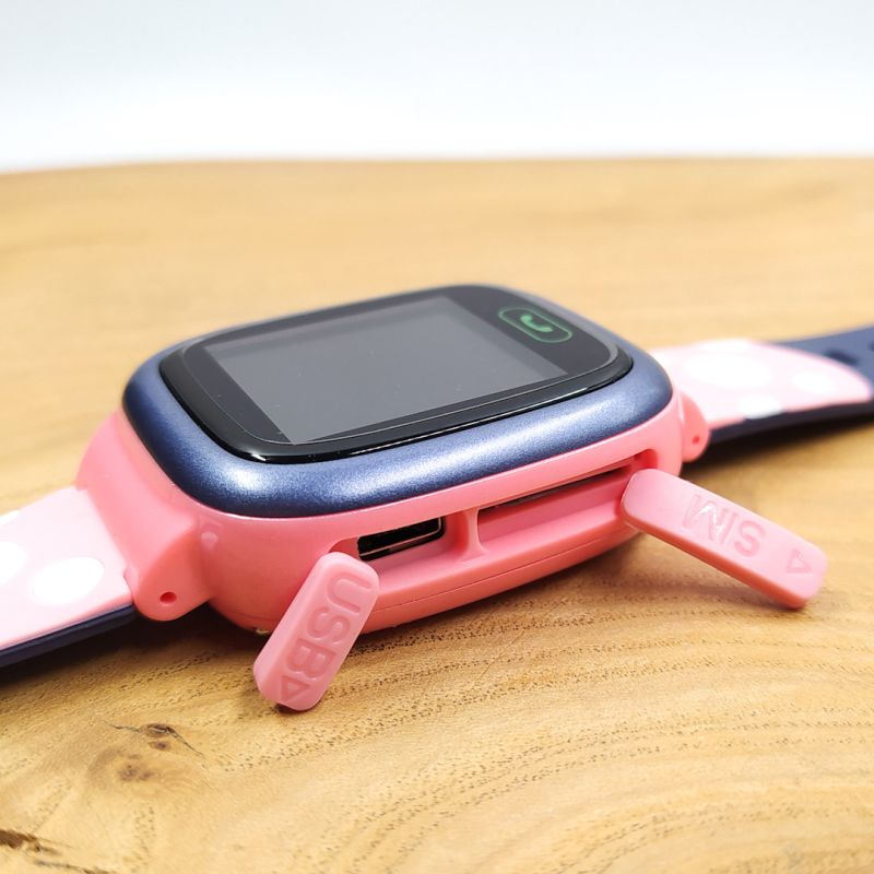 Дитячий смарт-годинник LG Y92 із SIM-картою, GPS та кнопкою SOS pink